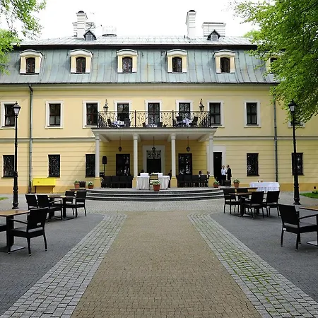 Hotel Palac W Rybnej