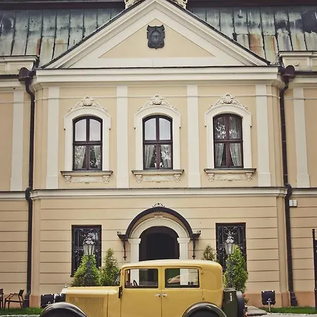 Palac W Rybnej Hotel *
