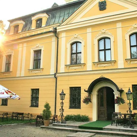 Palac W Rybnej Hotel