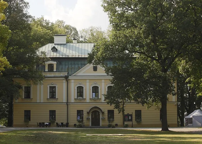 Palac W Rybnej Hotel